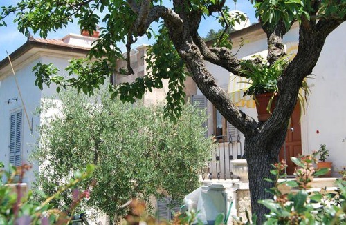 Serre di Rapolano Bed & Breakfast | 80 m² Bed and breakfast ∙ 2 bedrooms ∙ 5 guests