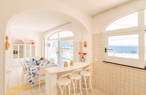 Casamicciola Terme Villa | 80 m² Villa ∙ 2 bedrooms ∙ 4 guests
