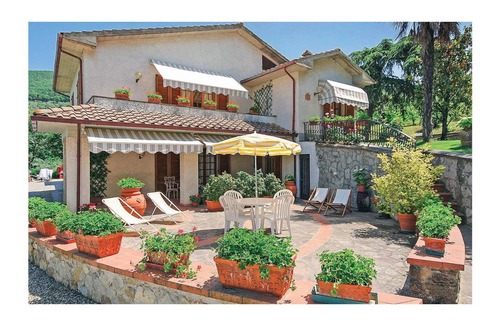 Puliciano House | 800 m² House ∙ 6 bedrooms ∙ 12 guests