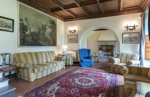 Arezzo Villa | 800 m² Villa ∙ 13 bedrooms ∙ 26 guests
