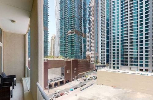 Dubai Marina Apartment | 807 Marina Heights · Warm and Spacious One Bedroom in the Marina