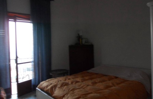 Historical Downtown Salerno Apartment | 85 m² Apartment ∙ 2 bedrooms ∙ 2 guests