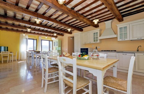 San Severino Marche House | A breathtaking view from a dream cottage.