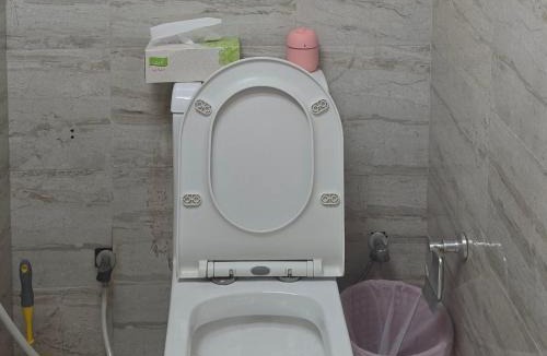 Al Muraqqabat Hostel | A H Rooms