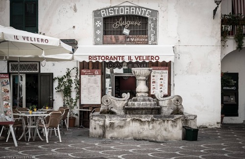 Atrani Apartment | A stone's throw from the sea .