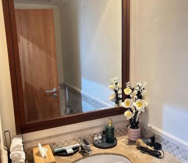 Al Barsha 1 House | Adaz Homes