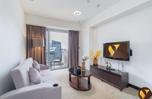 Dubai Marina Apartment | Address Marina - One Bedroom Apartment located 26th Floor with Marina Mall and Sheikh Zaid View and access to all amenities - attached to Dubai Marina Mall