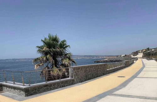 Portici Apartment | ADM at mom's/Apartment on the sea