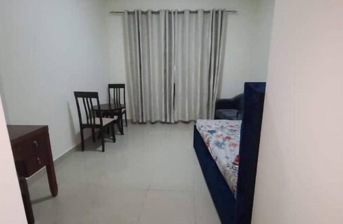 International City Apartment | Dubai Home 403MR