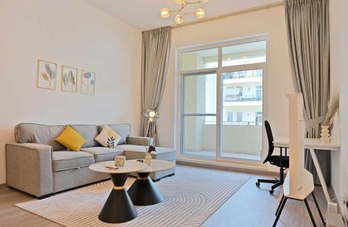 Motor City Apartment | Air Homes - Stylish Urban Living in a Modern 1BR