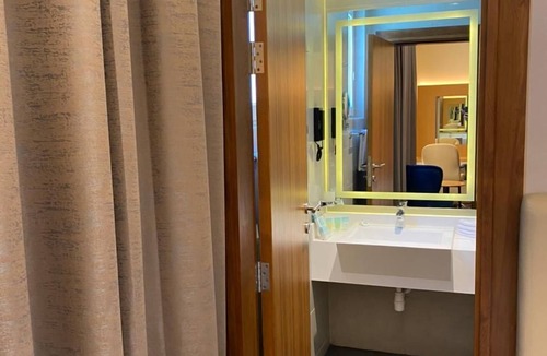 Al Qasimia Hotel | Al Hayat Hotel