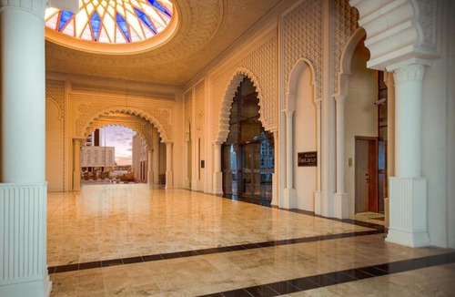 Jadaf Hotel | Al Jaddaf Rotana Suite Hotel