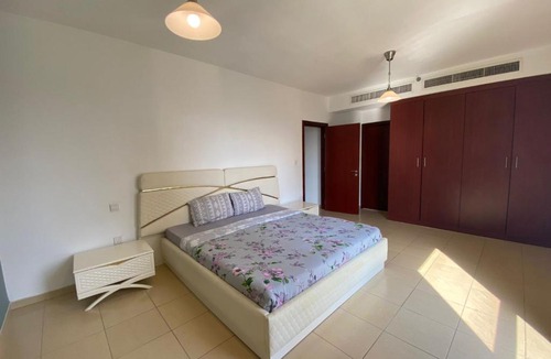 Dubai Marina Apartment | Al Mashreq Huge 2 Bedroom Rimal 1
