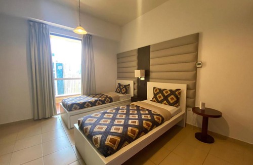Dubai Marina Apartment | Al Mashreq Huge 2 Bedroom Rimal 1