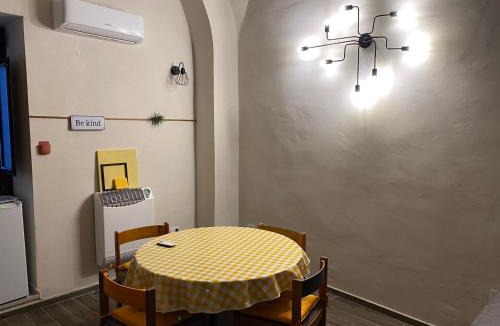 Santa Maria A Vico Bed & Breakfast | Al Vicolo Stretto