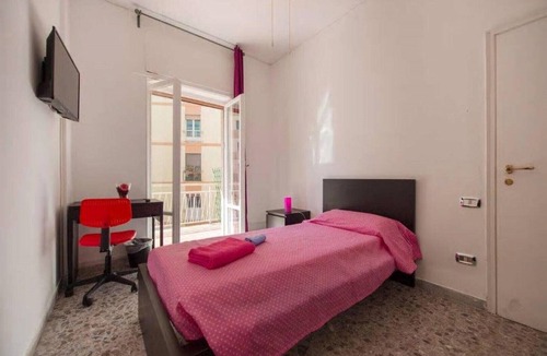 Arenella Bed & Breakfast | Alexander Bed and Breakfast - Procida room shared bathroom