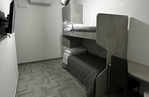 Acerra House | Alloggio Pulcinella Affittacamere