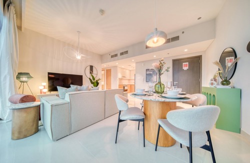 Dubai Apartment | Alluring 1BR at Harbour Views Tower 1 Dubai Creek Harbour by Deluxe Holiday Homes