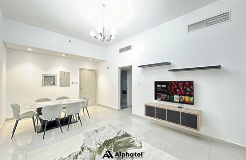 Trade Center Cabin | Alphatel Hostel - Dubai World Trade Centre