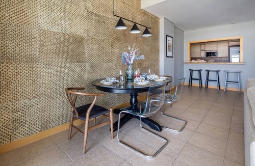 Palm Jumeirah Apartment | Amazing Beachfront Apartment On Palm Jumeirah