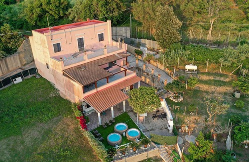 Bacoli House | Amazing home in Bacoli with jacuzzi