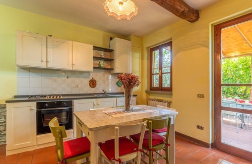 Monte Santa Maria Tiberina House | Amazing home in Monte S.Maria Tiberina