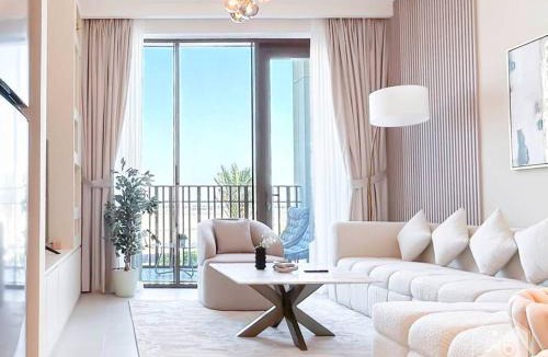 Dubai Apartment | Amazing stay at Dubai creek with Balcony & View