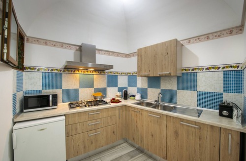 Liparlati Ski Chalet | AMORE RENTALS - Residence Barbera with Terrace and Air Conditioning