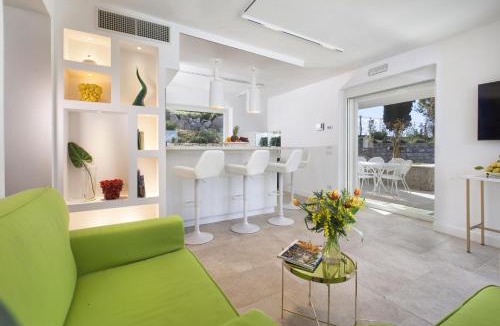 Sant'Agata sui Due Golfi Villa | AMORE RENTALS - Resort Ravenna - The Villa
