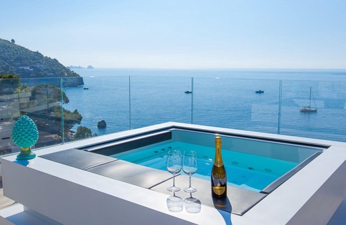 Sirenuse Villa | An Amalfi Coast Vacation Rental Where Dreams Come True
