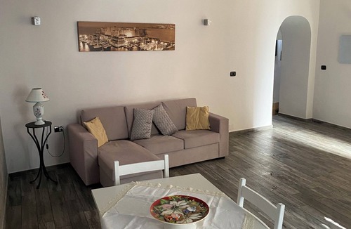 Naples House | Anita House