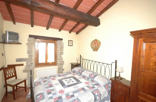 Valagnesi Apartment | Annarita - Country house with swimming pool in Casentino Valley, Tuscany