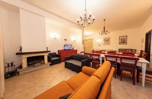 Benevento House | Antico Borgo Perrotta + Tripla