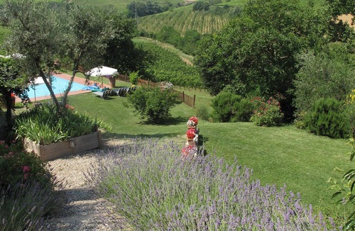 San Pietro in Bossolo Apartment | Apartment 'AIA' at Agriturismo IL BACIO