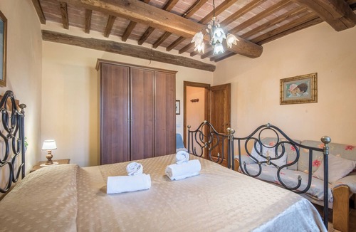 Castiglion Fibocchi Other | Apartment "Bilocale Cavaliere" with Shared Pool & Wi-Fi