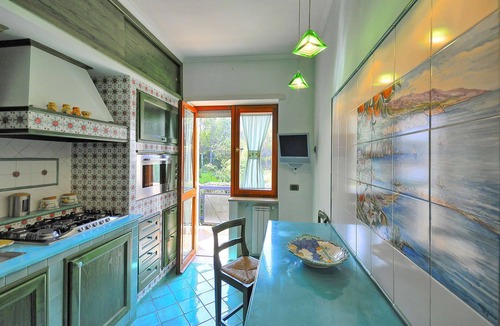 Sorrento City Centre Apartment | Apartment Bright - My Rental Homes