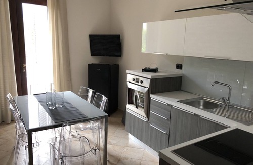 Sant'Antonio Abate House | Apartment HomesweetHome II