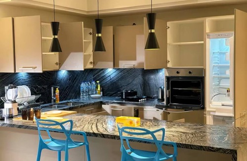 Old Dubai Apartment | Apartment in Bur dubai
