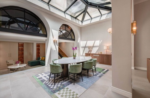 Sant' Ambrogio Apartment | Apartment in Florence with 3 bedrooms sleeps 6