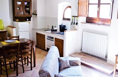 Collesanto Apartment | Apartment in Umbria for family