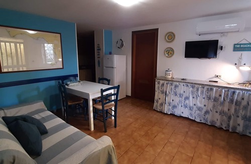 Minturno Apartment | Apartment in Villa Valentini, Seafront, Gulf of Gaeta parking included