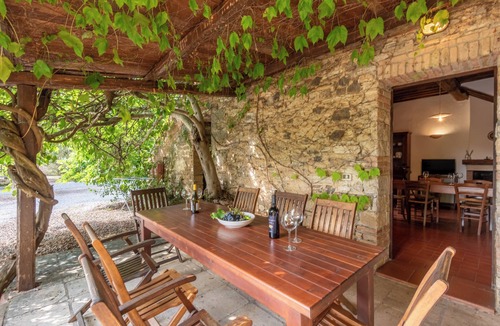 Serre di Rapolano Apartment | Apartment 'La Lollaia' with Shared Pool, Shared Terrace and Wi-Fi