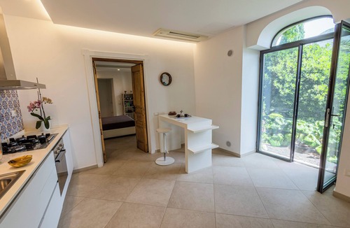 Dragonea Apartment | Apartment on the Amalfi Coast PARKING SPACE AND POOL