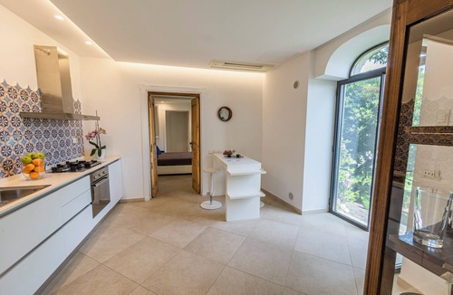 Dragonea Apartment | Apartment on the Amalfi Coast PARKING SPACE AND POOL