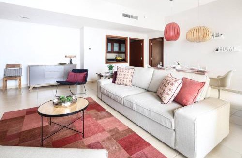 Dubai Marina Apartment | Apartments in Dubai, United Arab Emirates