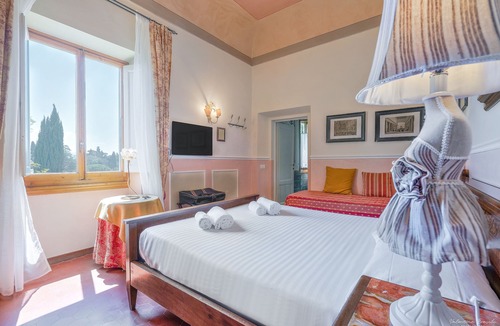 Careggi Rifredi Bed & Breakfast | Ape Rosa Relais