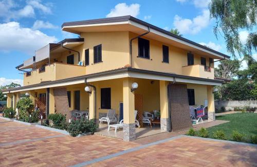 Ricadi House | Appartamenti Garden