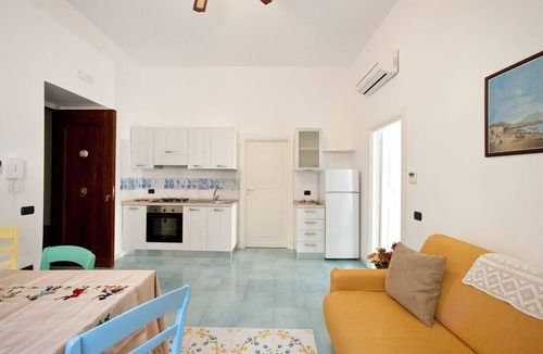 Vietri sul Mare Apartment | Appartamento a Vietri sul mare ID 3050