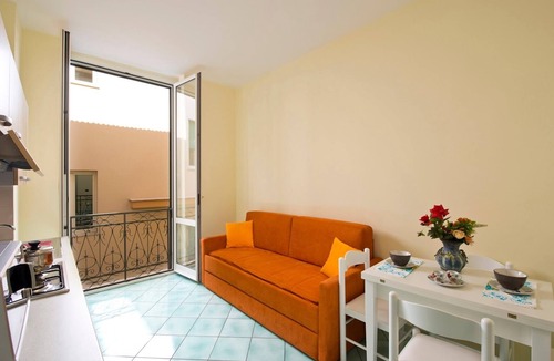 Vietri sul Mare Apartment | Appartamento a Vietri sul mare ID 3054