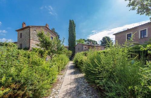 Monteleone d'Orvieto Apartment | Appartamento Il Fienile Del Sole, Wifi, Perugia